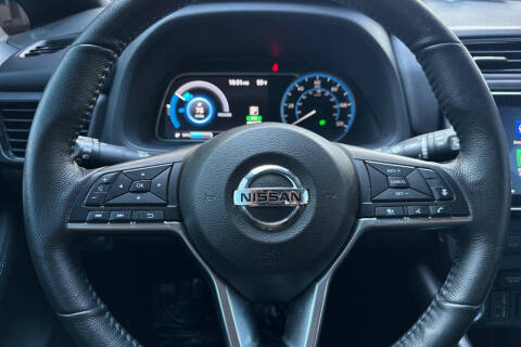 2022 Nissan LEAF SV
