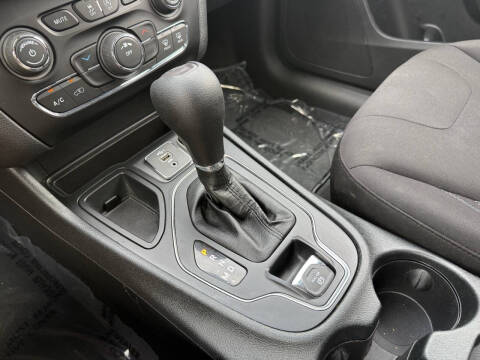 2019 Jeep Cherokee Latitude