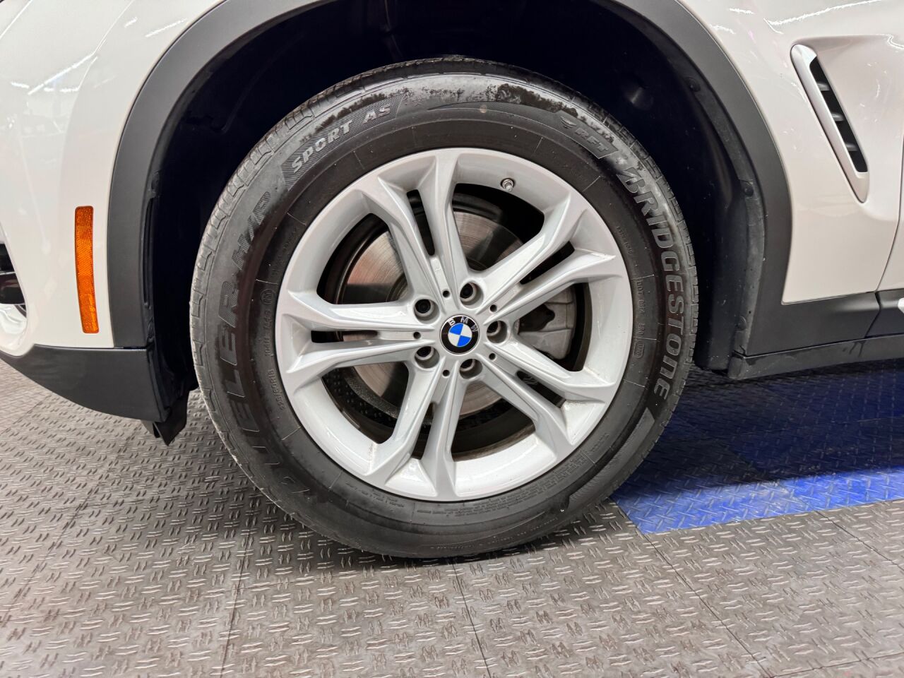 2020 BMW X3 24