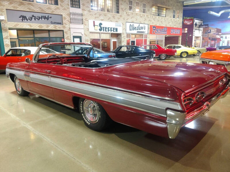 1962 Oldsmobile Starfire