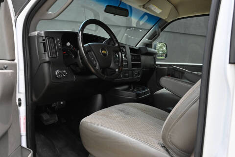 2021 Chevrolet Express 2500