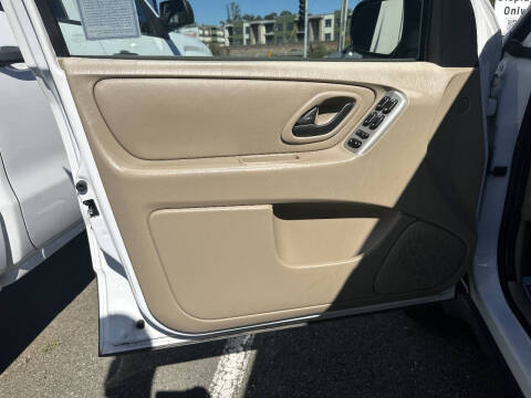 2007 Ford Escape XLT