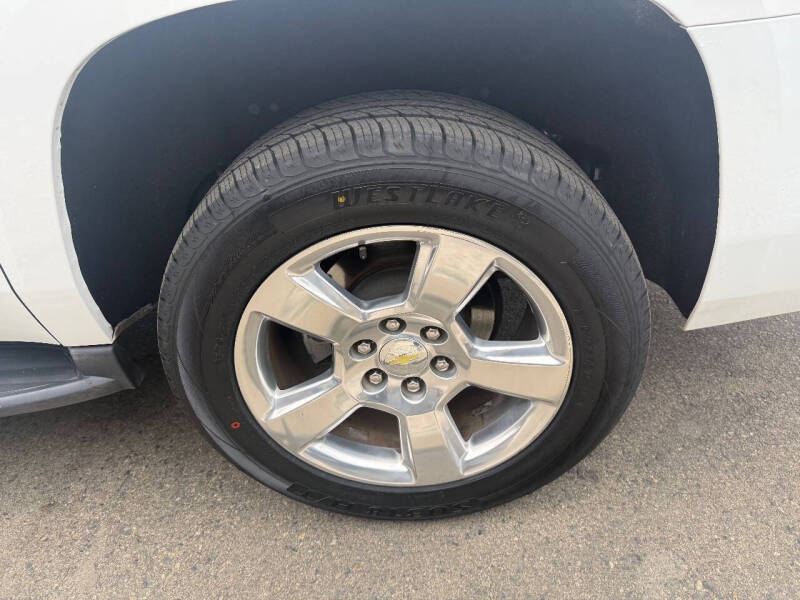 2015 Chevrolet Suburban LT