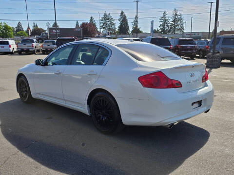 2015 Infiniti Q40