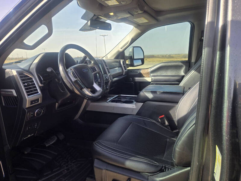 2017 Ford F-350 Super Duty Lariat