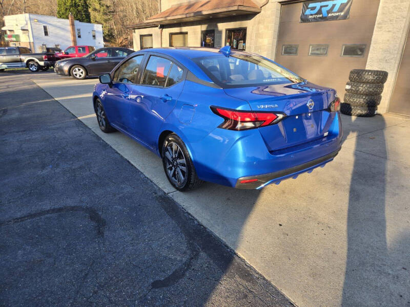 2021 Nissan Versa Sedan SV photo 6