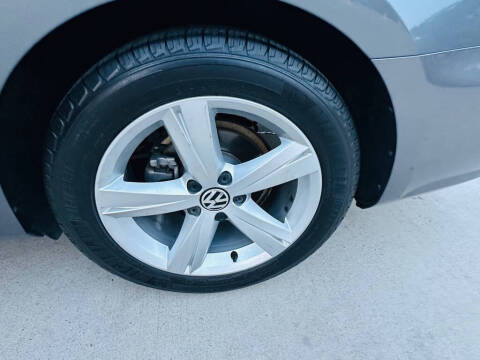 2014 Volkswagen Passat 1.8T S