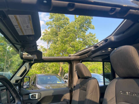 2021 Jeep Gladiator Overland