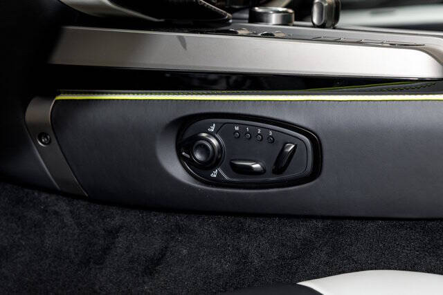 2025 Aston Martin Vanquish