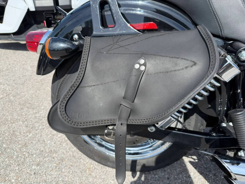 2011 Harley-Davidson FXDC Dyna Super Glide Custom