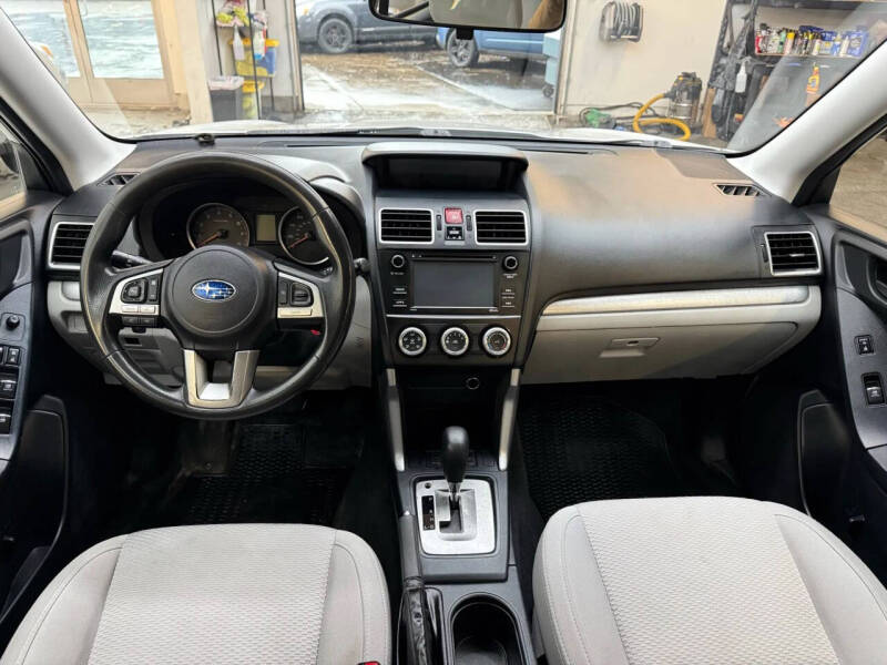 2017 Subaru Forester 2.5i