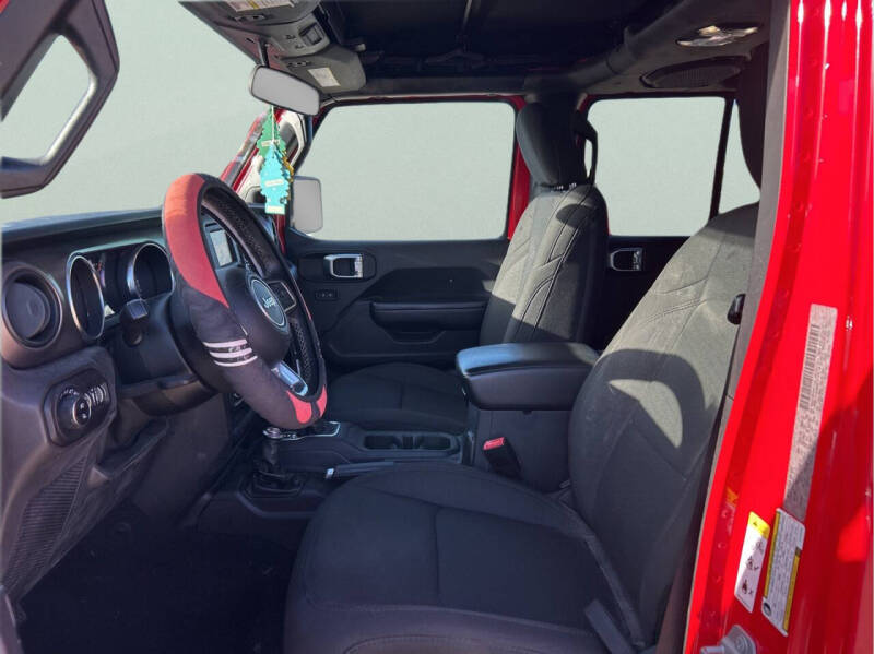 2020 Jeep Gladiator Sport