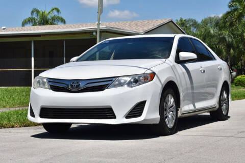 2014 Toyota Camry for sale at NOAH AUTO SALES in Hollywood FL