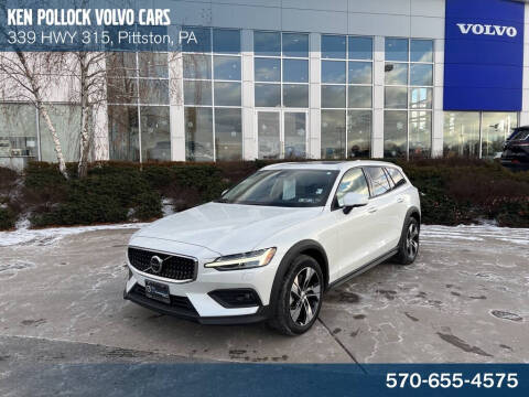 2023 Volvo V60 Cross Country