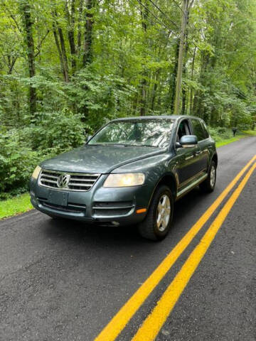 2005 Volkswagen Touareg for sale at Vertucci Automotive Inc in Wallingford CT