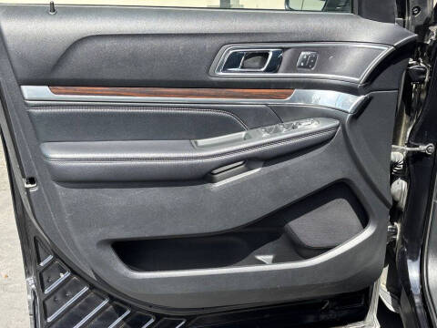 2017 Ford Explorer Limited