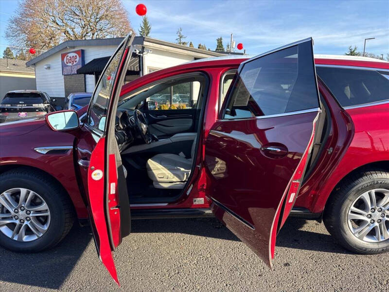 2018 Buick Enclave Essence
