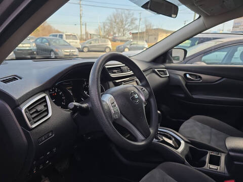 2016 Nissan Rogue SV