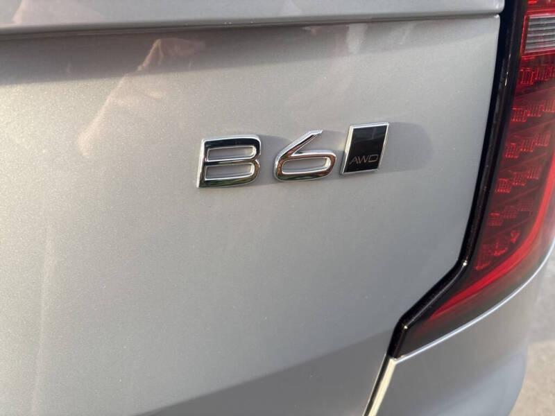 2025 Volvo XC90 B6 Plus Bright Theme 7P