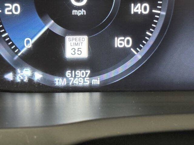 2021 Volvo XC90 Recharge T8 Inscription 6P