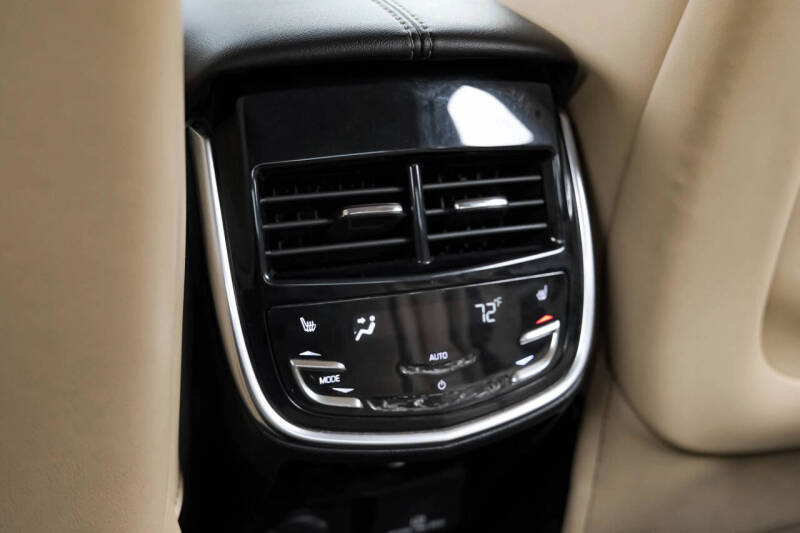 2014 Cadillac XTS Premium Vsport