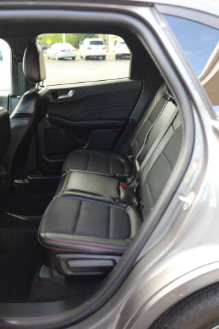 2024 Ford Escape ST-Line Select