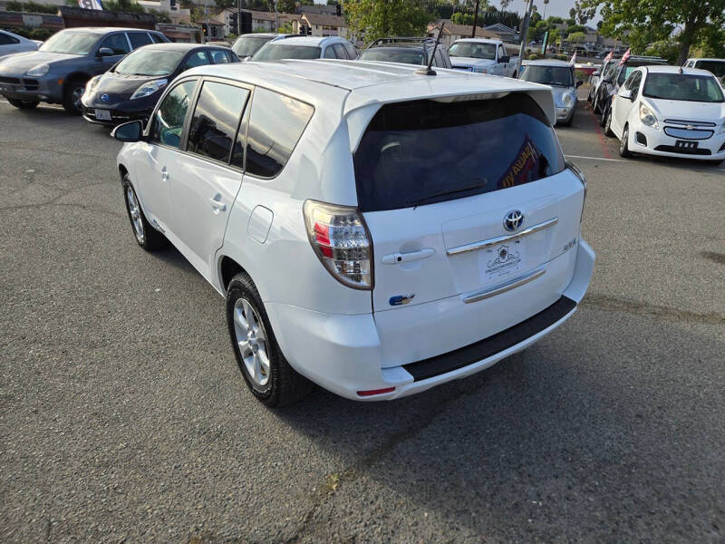 2012 Toyota RAV4 EV