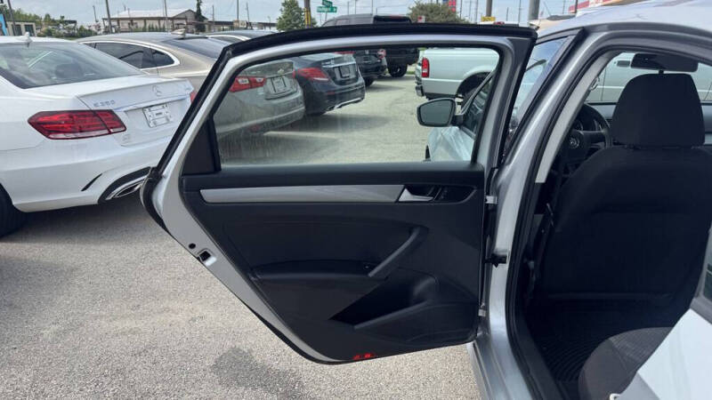2015 Volkswagen Passat