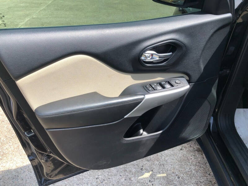 2017 Jeep Cherokee Latitude