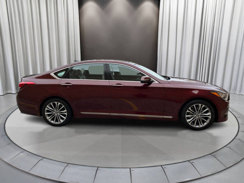 2015 Hyundai Genesis Base photo 2