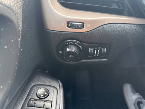2016 Jeep Cherokee