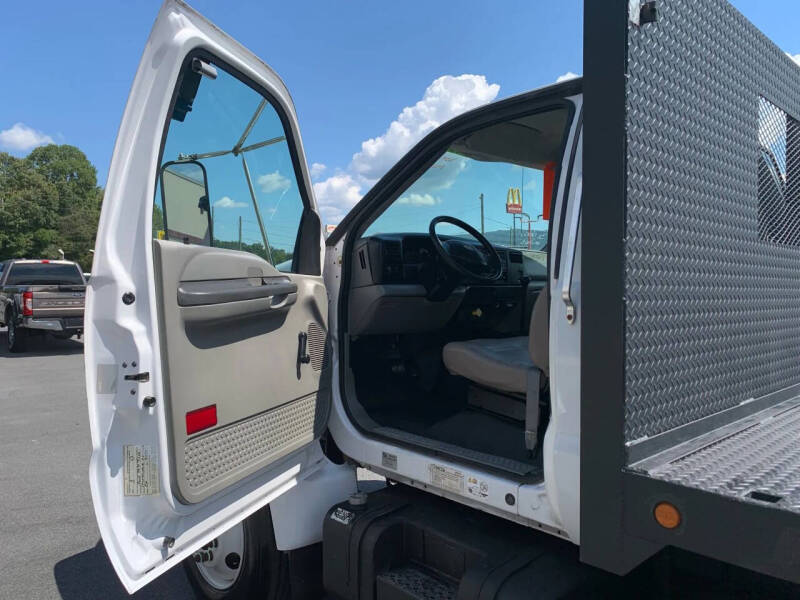 2003 Ford F-650 Super Duty