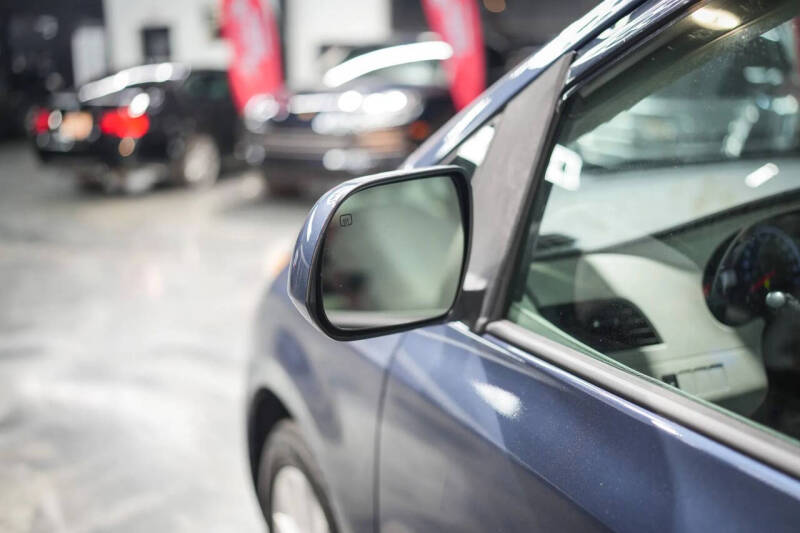 2013 Toyota Sienna LE 7-Passenger