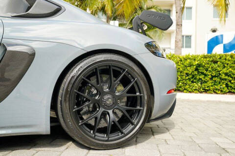 2024 Porsche 718 Cayman GT4 RS