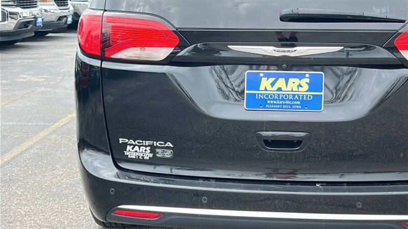 2020 Chrysler Pacifica Touring L