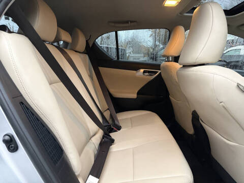 2011 Lexus CT 200h Premium