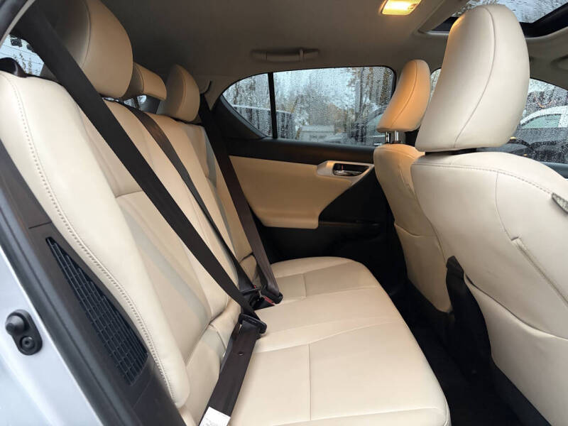 2011 Lexus CT 200h Premium