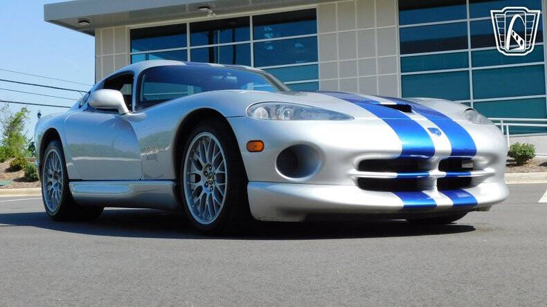 1999 Dodge Viper GTS