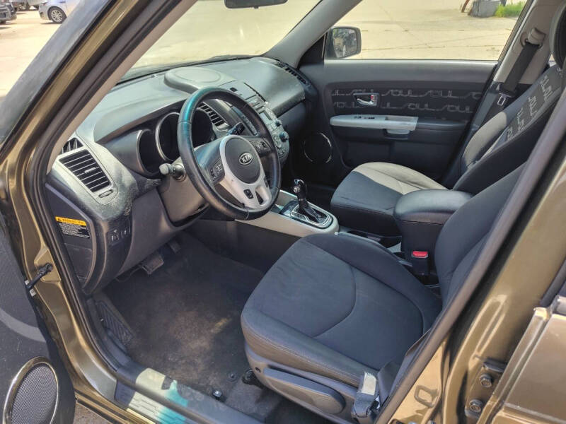 2012 Kia Soul +
