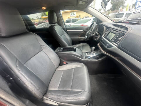 2015 Toyota Highlander LE Plus