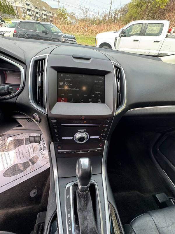 2018 Ford Edge Titanium