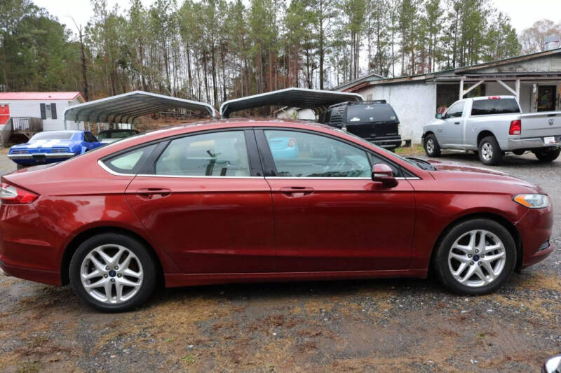 2014 Ford Fusion SE