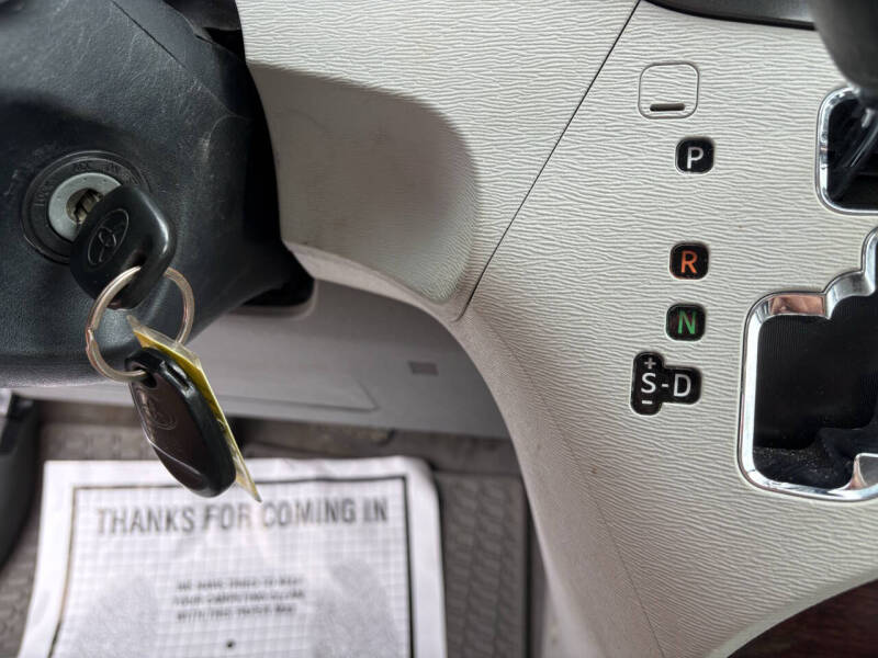 2011 Toyota Sienna XLE 8-Passenger