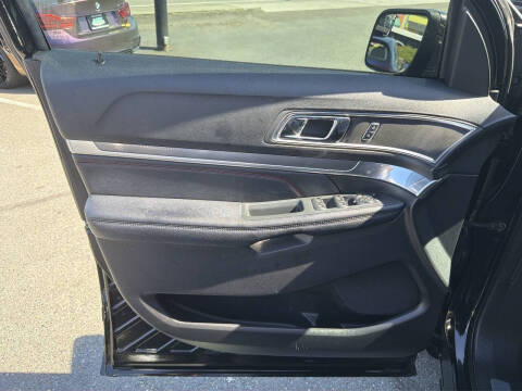 2017 Ford Explorer Sport