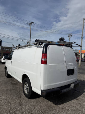 2017 Chevrolet Express 2500