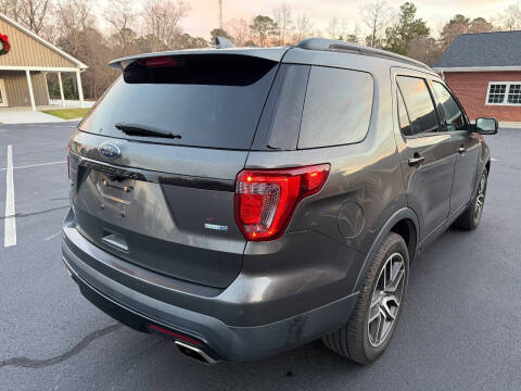 2017 Ford Explorer Sport
