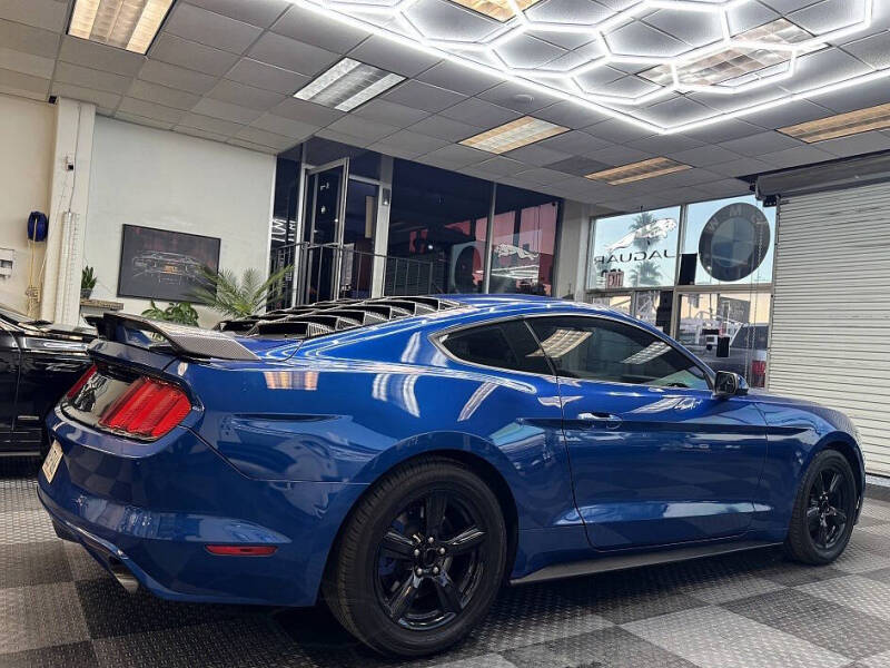 2017 Ford Mustang V6