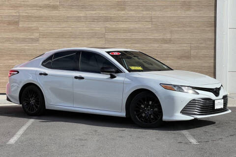 2019 Toyota Camry Hybrid XLE