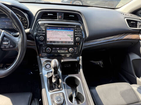 2016 Nissan Maxima Platinum