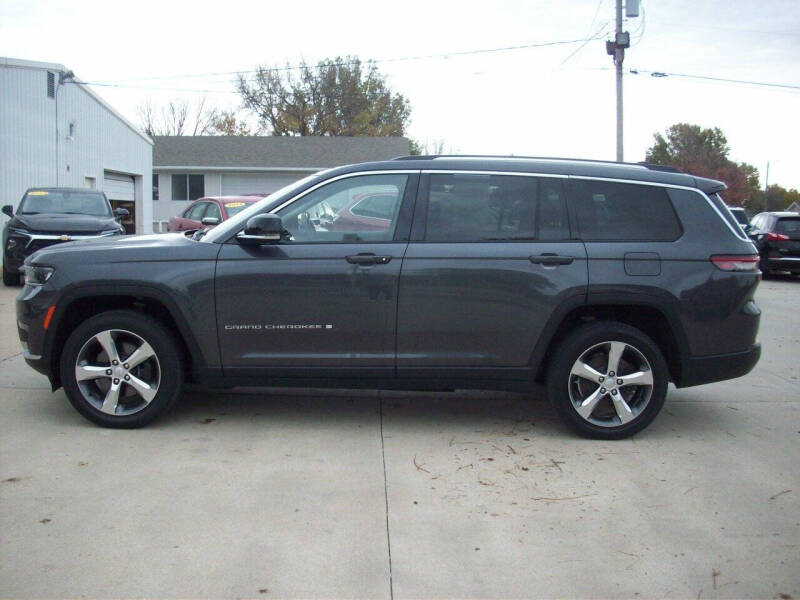 Used 2021 Jeep Grand Cherokee L Limited with VIN 1C4RJKBG7M8161236 for sale in Seneca, KS